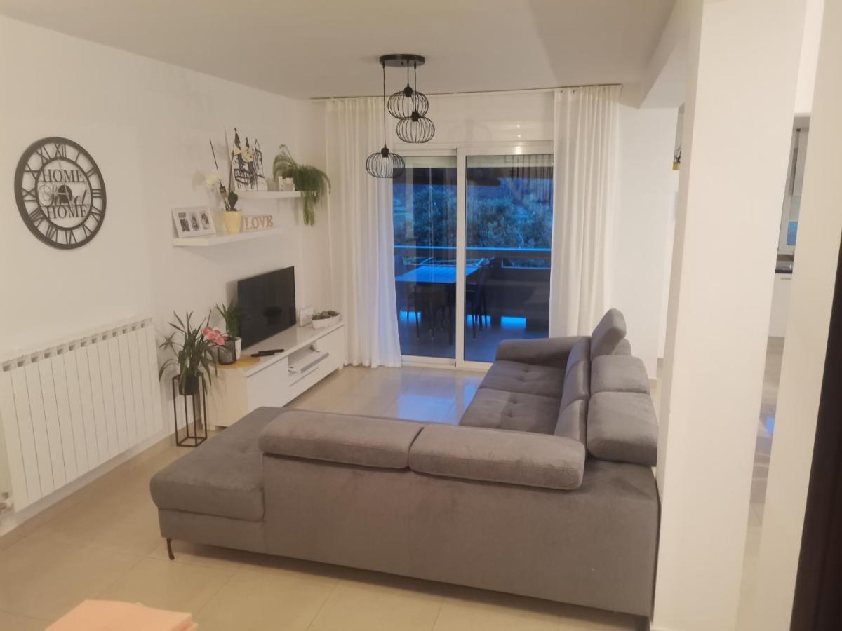 Apartman Ana Kampor Εξωτερικό φωτογραφία
